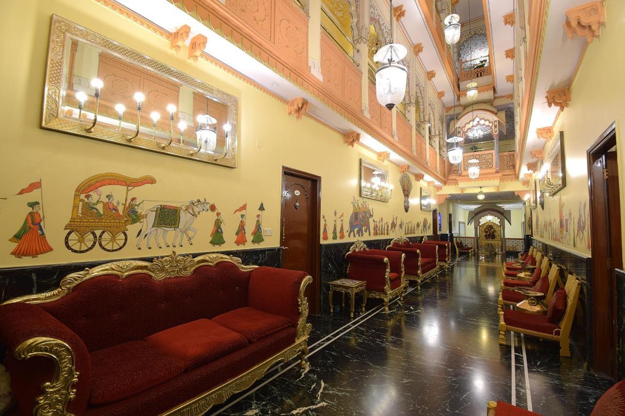 Umaid Mahal - A Heritage Style Boutique Hotel Джайпур Екстериор снимка